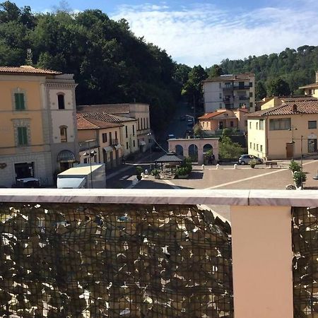 Appartamento Con Terrazza Cavriglia Exterior foto